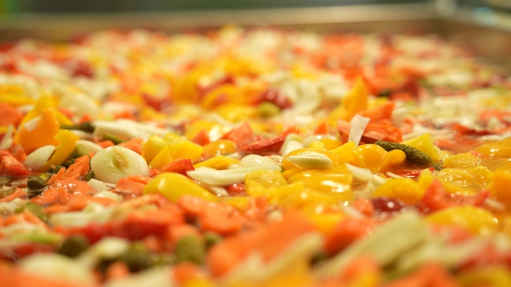 Timeline 1 01 00 49 34 69204301540e2